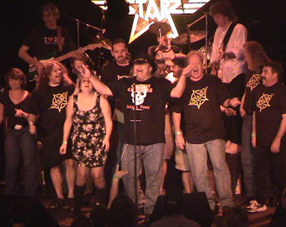 Fans join Starz on stage